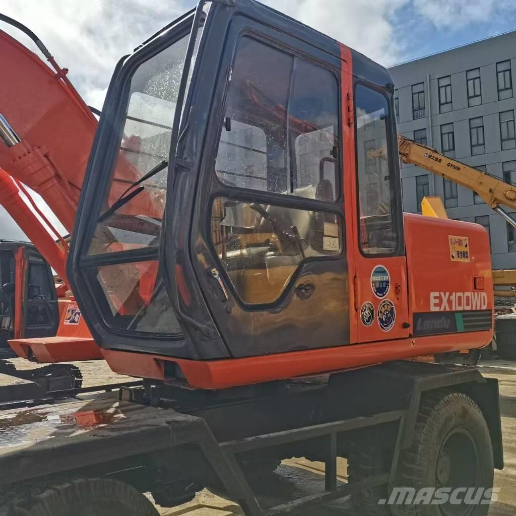Hitachi EX 100 W D Колёсные экскаваторы