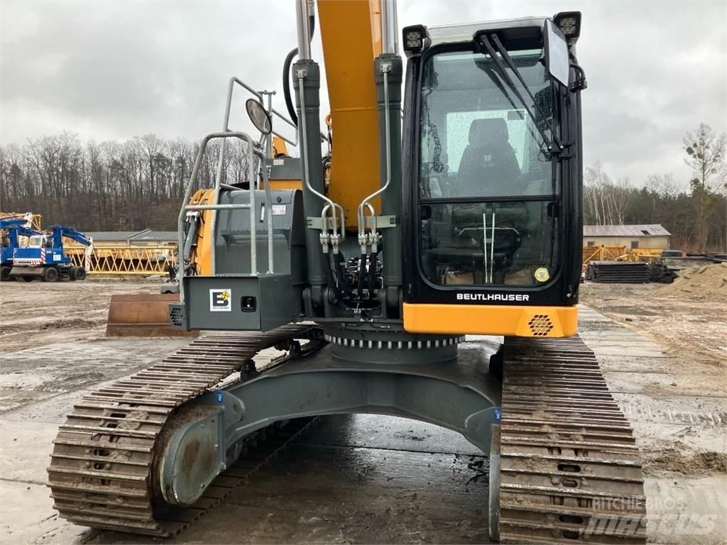 Liebherr R924 Гусеничные экскаваторы