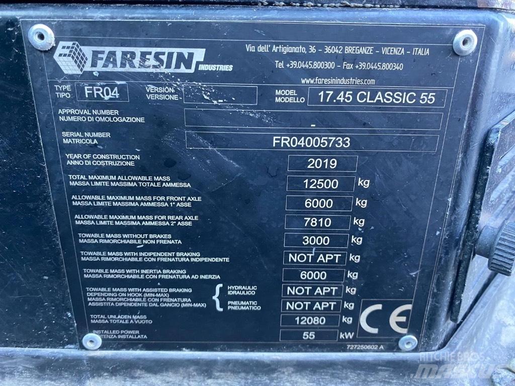Snorkel SR1745 Телескопические погрузчики