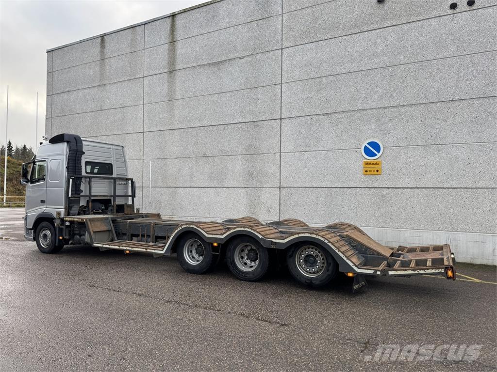 Volvo FH500 8x4 Шасси с кабиной