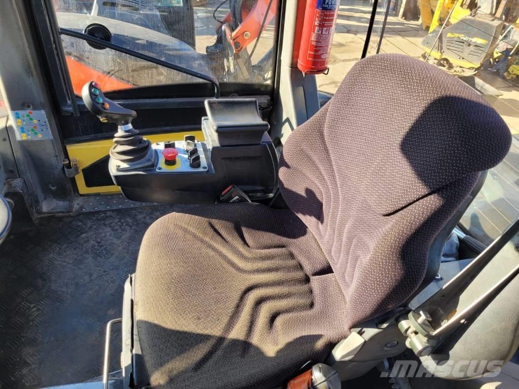 Bomag BW 151 AD-5 Катки тротуарные