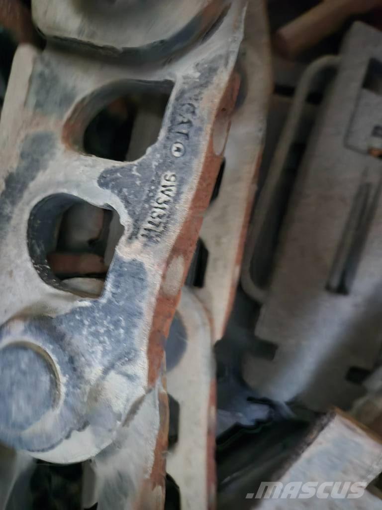 CAT 900 F Гусеницы и цепи