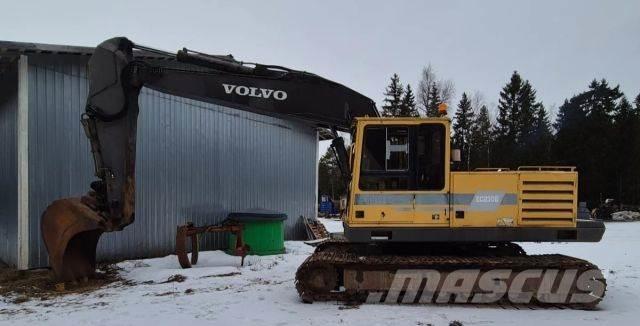 Volvo EC 230B Гусеничные экскаваторы