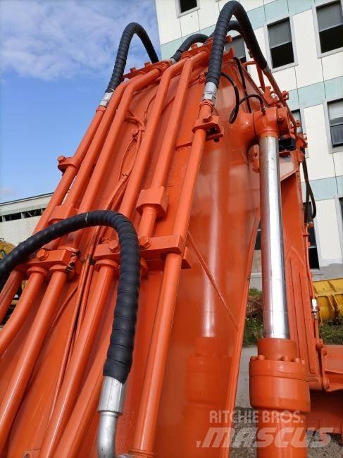 Doosan DX 300 Гусеничные экскаваторы