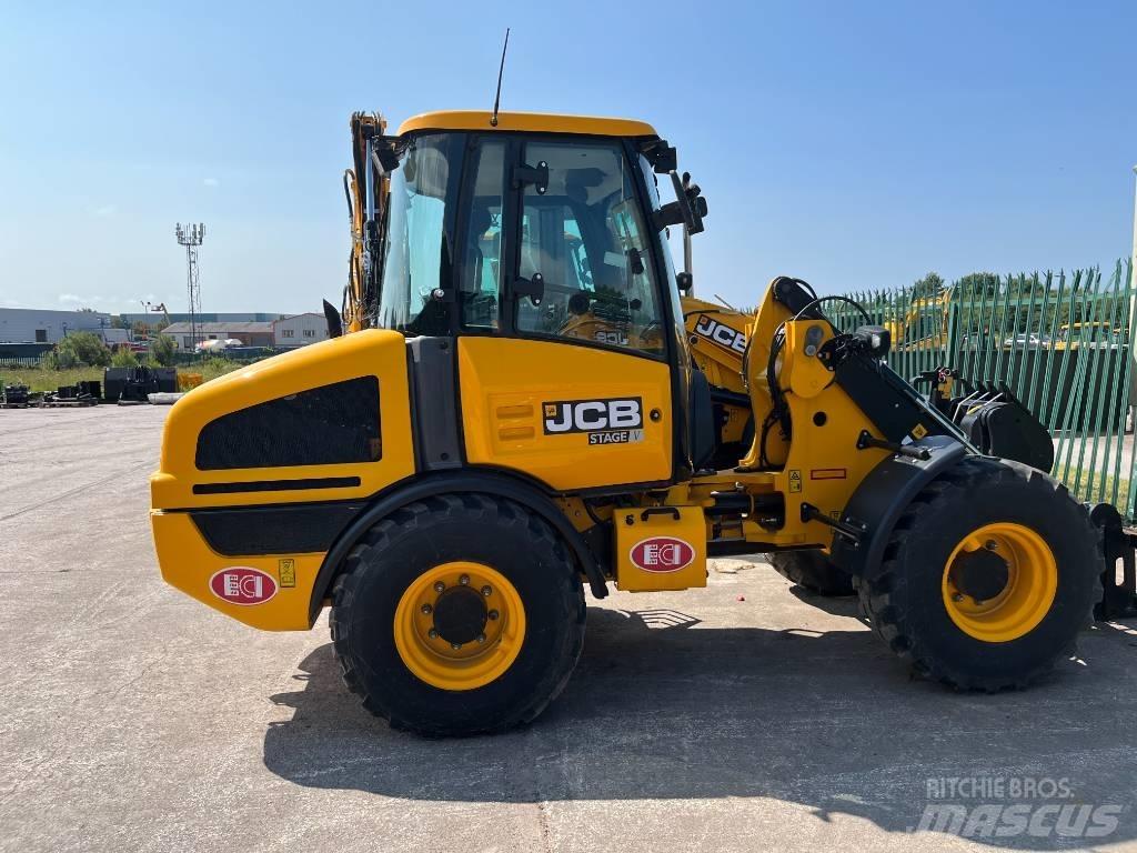JCB 407 agri demo Трактора