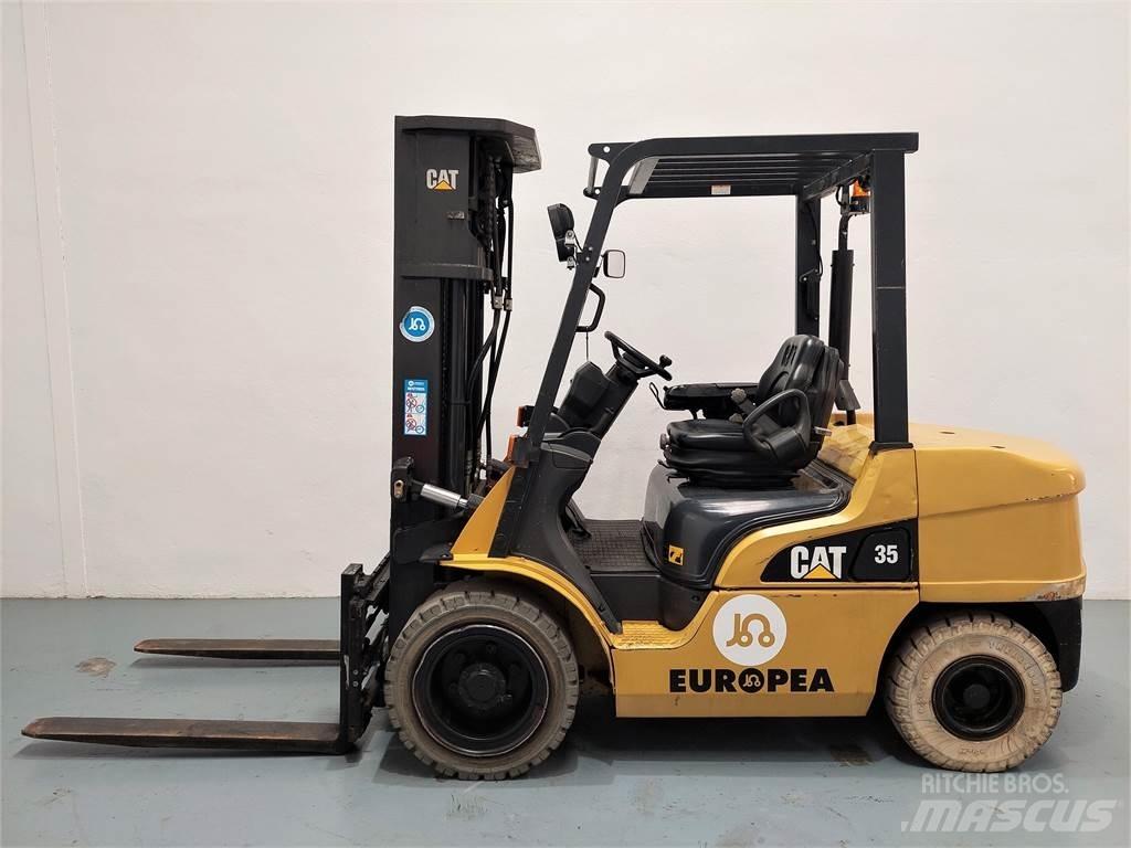 CAT DP35NTD Дизельные погрузчики