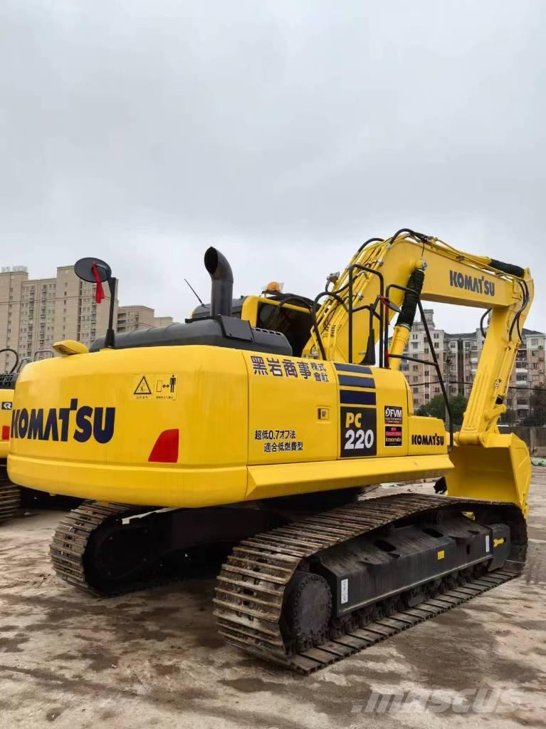 Komatsu PC 220 LC-8 Гусеничные экскаваторы