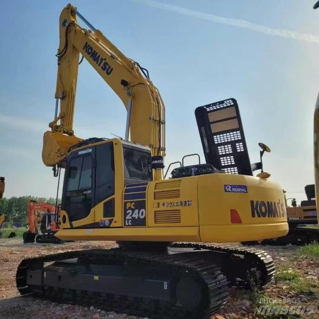 Komatsu 240LC-8 Гусеничные экскаваторы