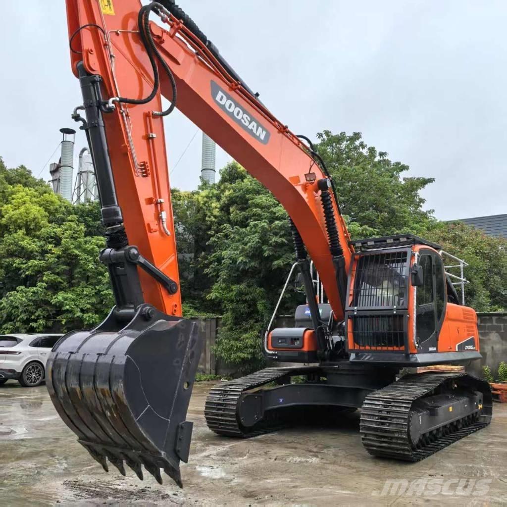 Doosan DX 225 LCA Гусеничные экскаваторы