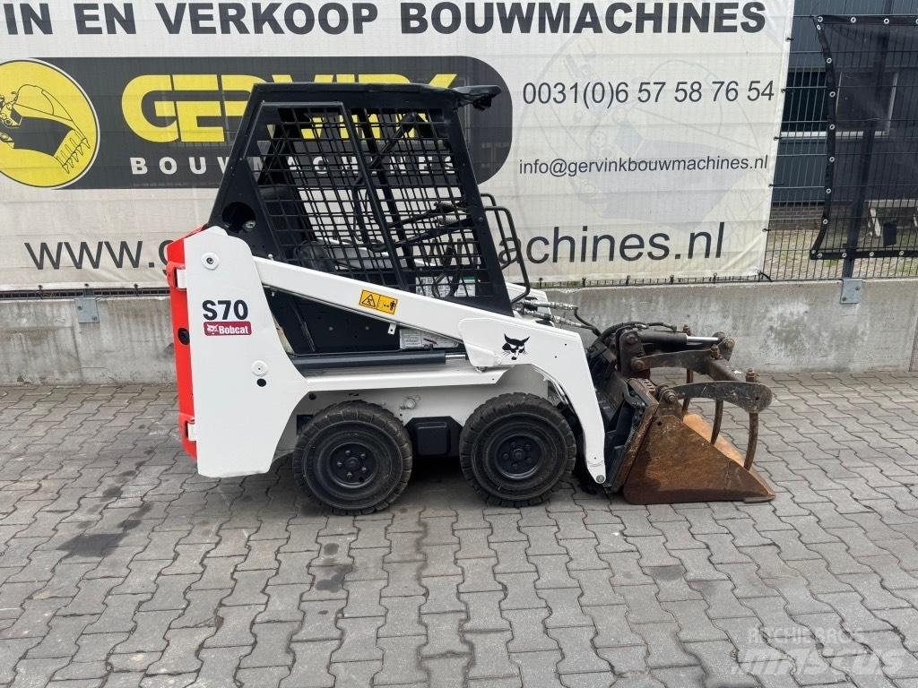 Bobcat S70 Мини-погрузчики