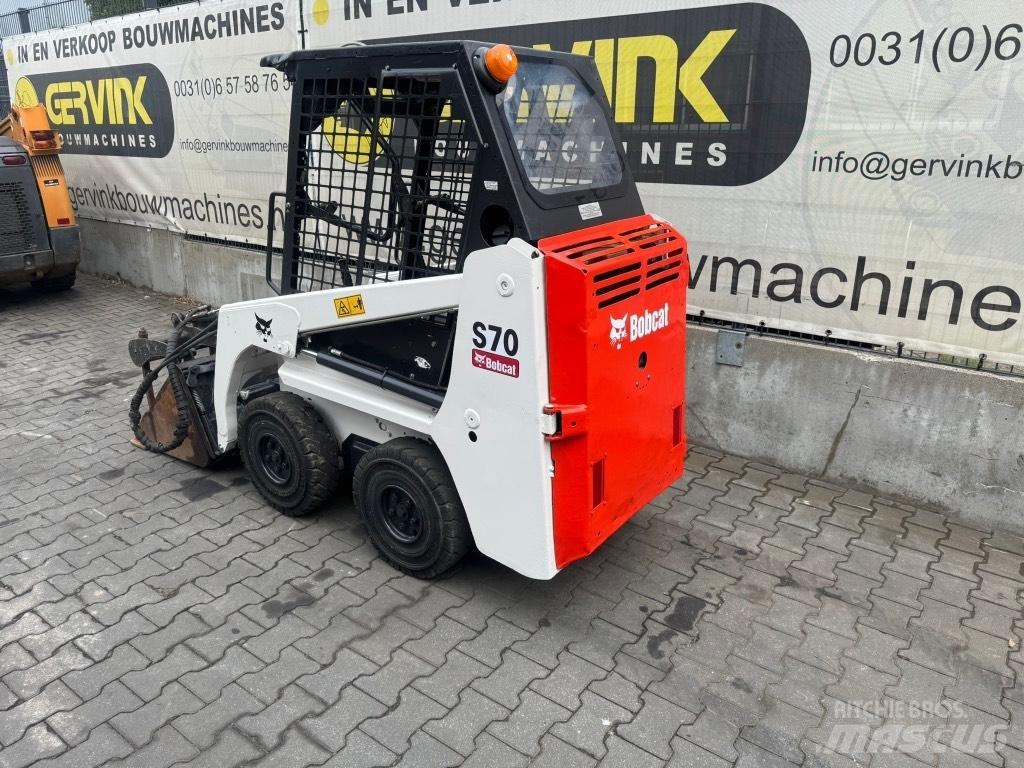 Bobcat S70 Мини-погрузчики