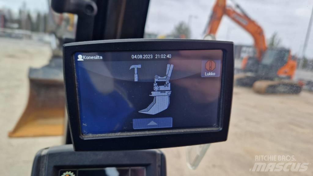 JCB JZ 140 LC Гусеничные экскаваторы