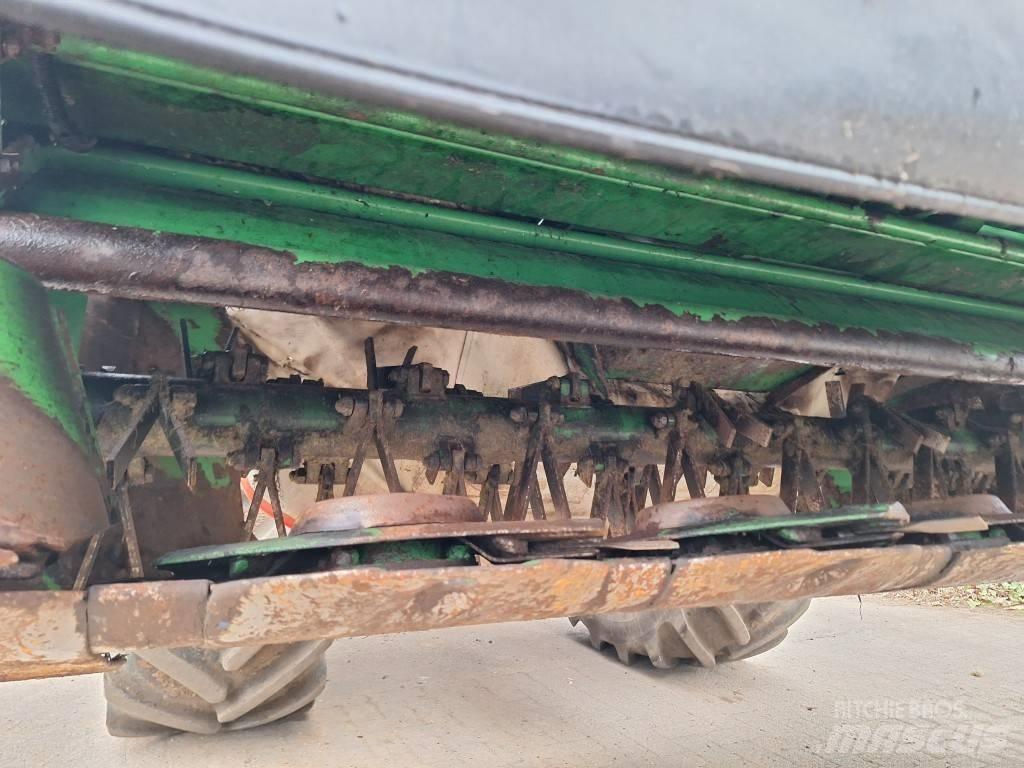John Deere 131 Косилки плющилки