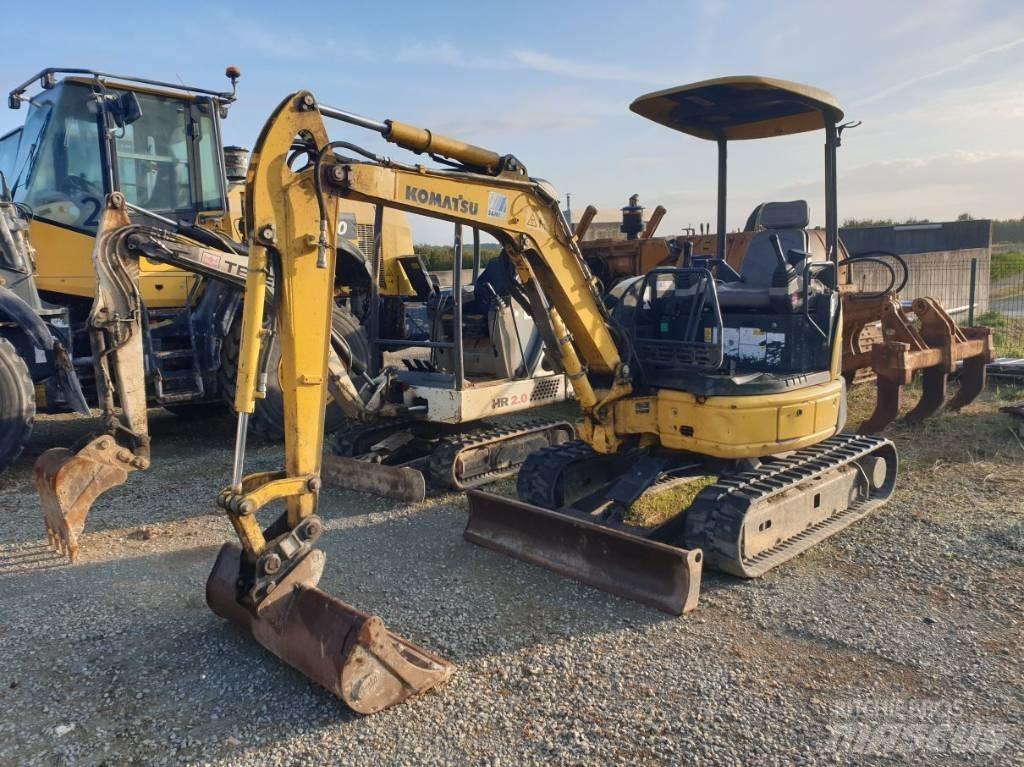Komatsu PC26MR-3 Мини-экскаваторы