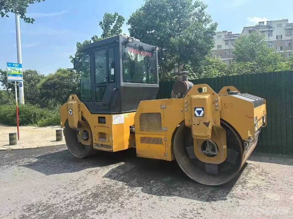 XCMG XD 82 Уплотнители грунта