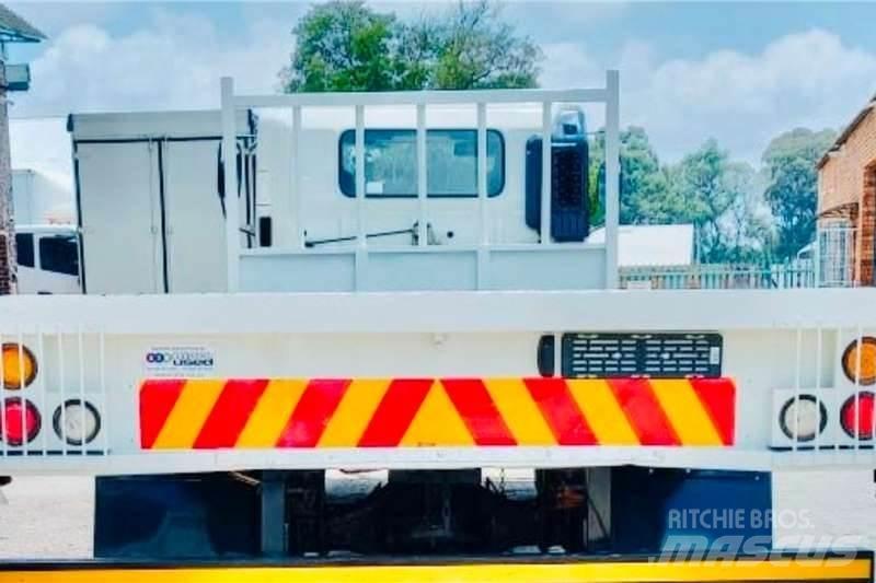 Hino 500 1322 4x4 Специальные грузовики