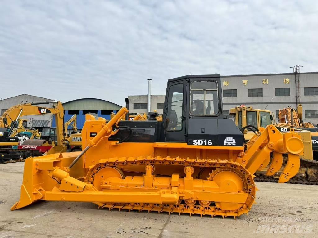 Shantui SD 16 Гусеничные бульдозеры