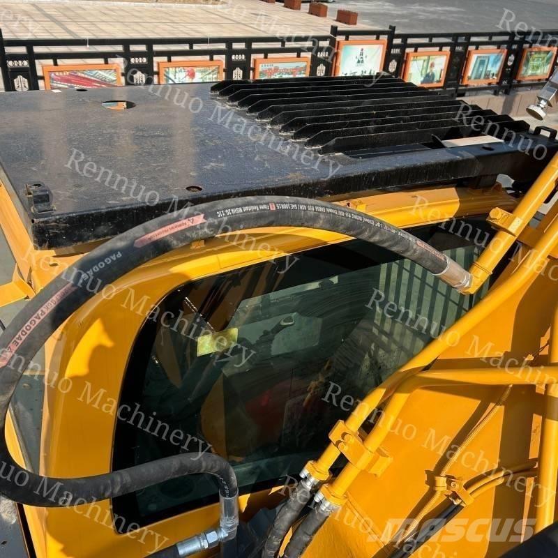 Hyundai R305 LC-9T Гусеничные экскаваторы