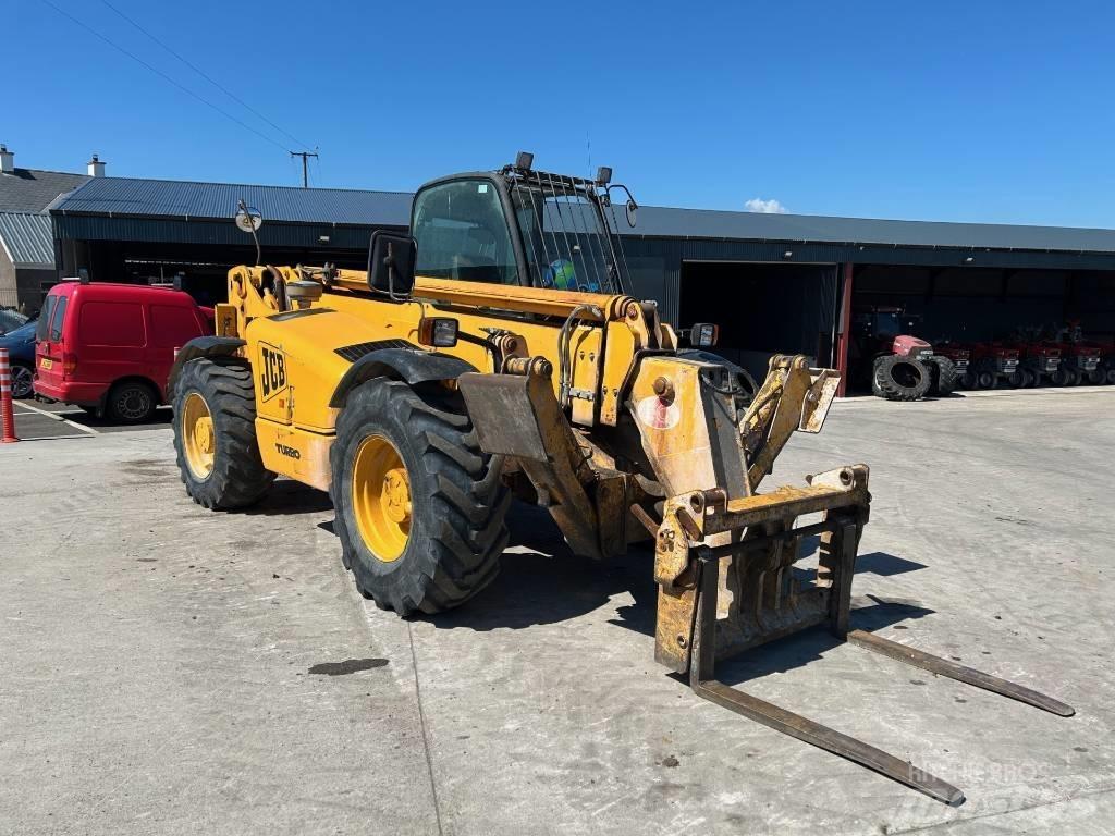 JCB 537-135 Телескопические погрузчики