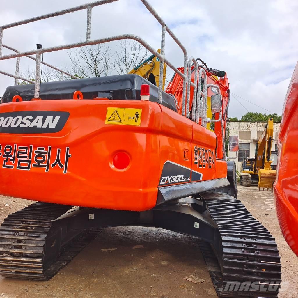 Doosan DX 330 LC-9C Гусеничные экскаваторы