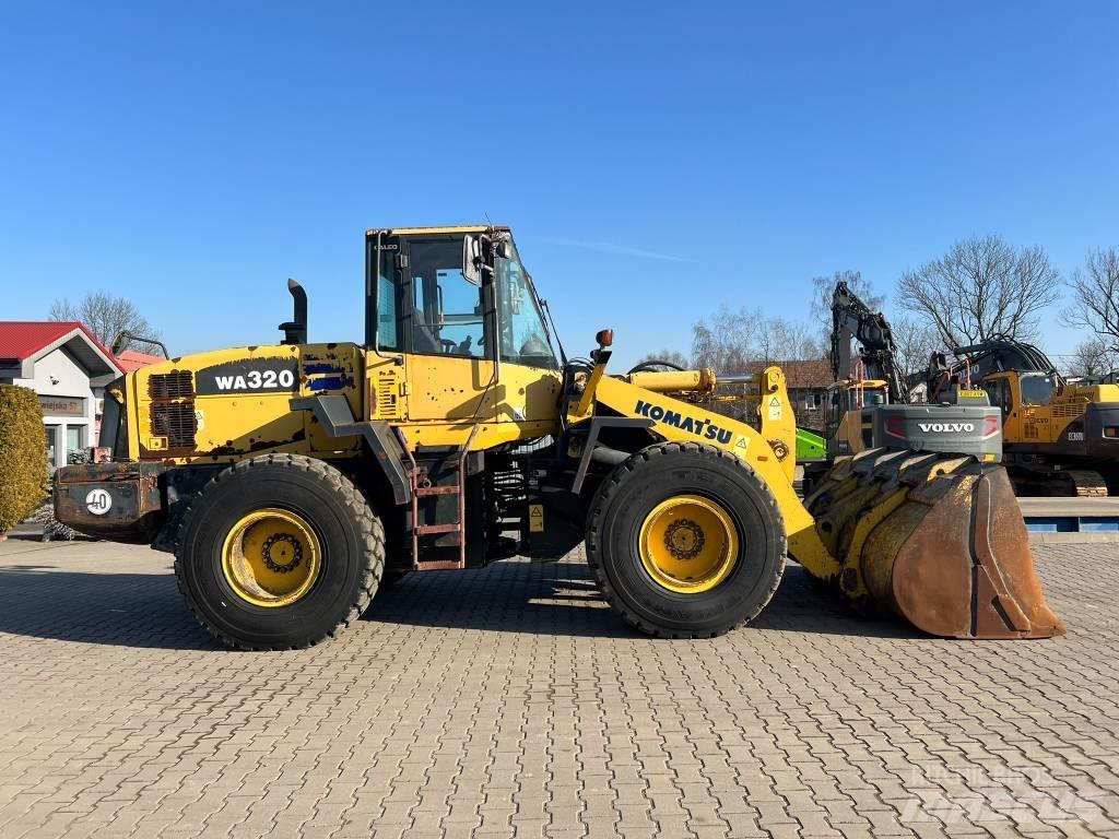 Komatsu WA 320-5 Фронтальные погрузчики