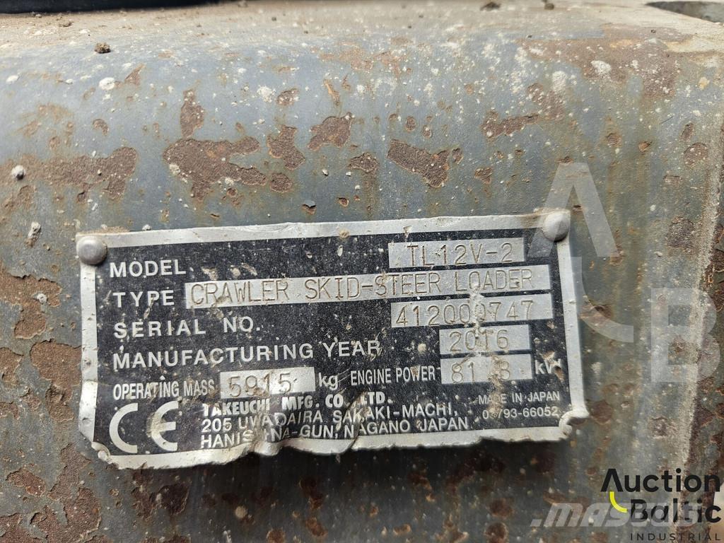 Takeuchi TL12V-2 Гусеничные фронтальные погрузчики