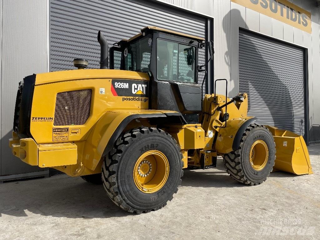 CAT 926M Фронтальные погрузчики