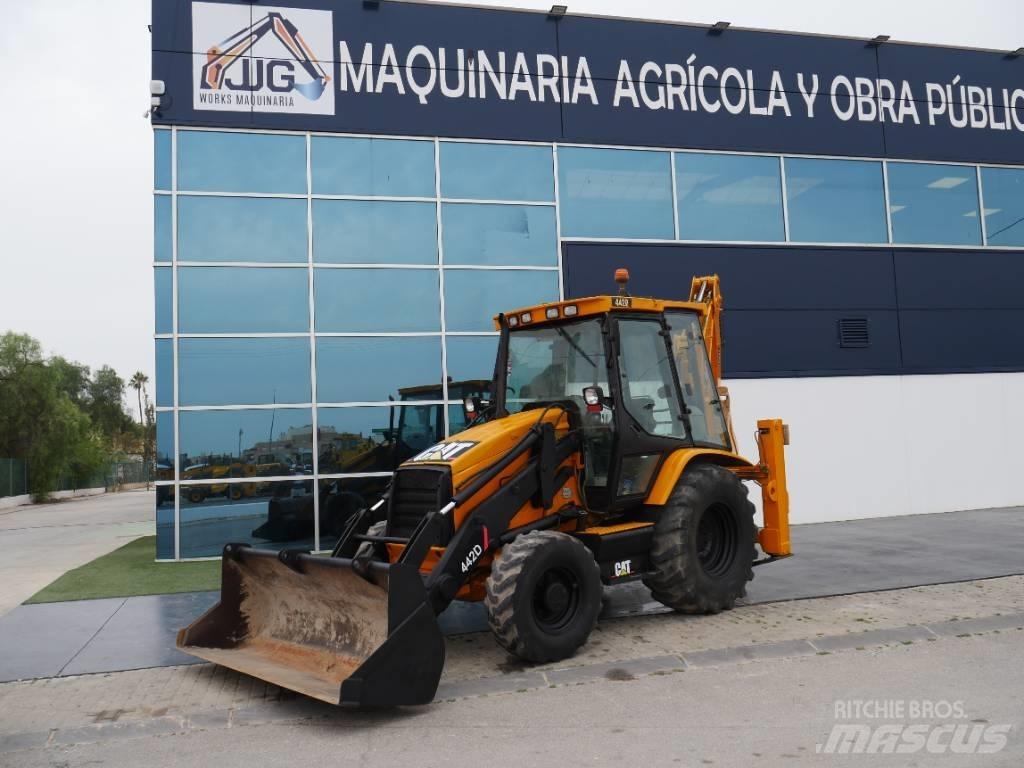 CAT 442 D Экскаваторы-погрузчики