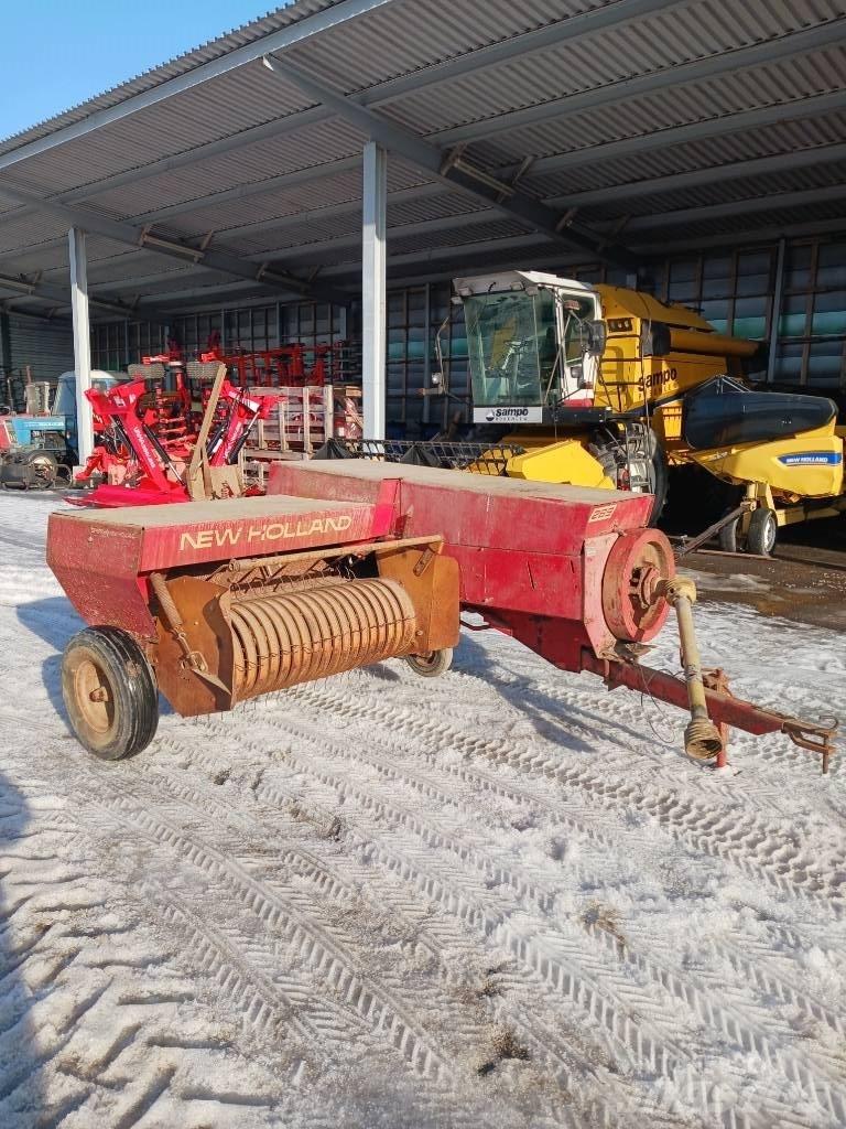 New Holland 265 Тюковые пресс-подборщики
