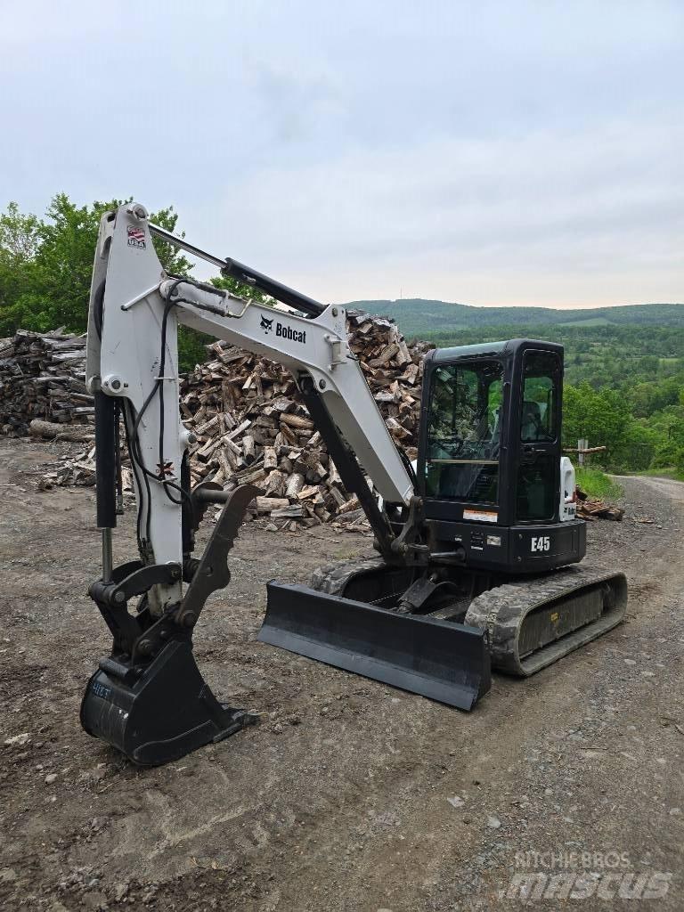 Bobcat E 45 Мини-экскаваторы