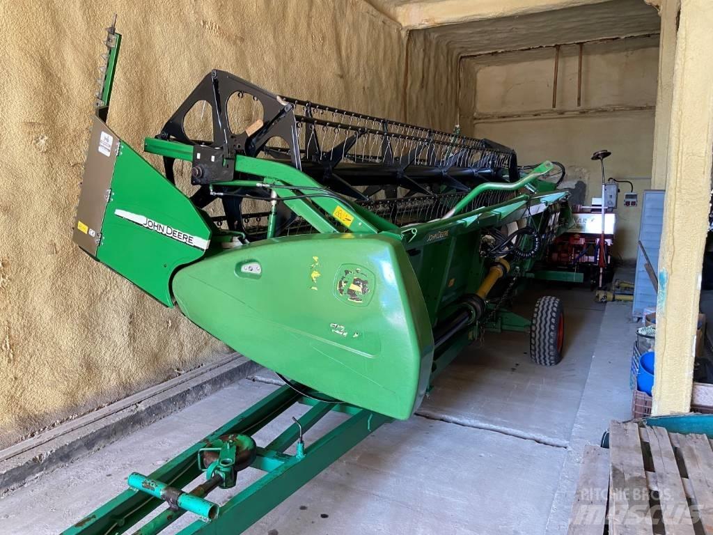 John Deere T 660 Зерноуборочные комбайны