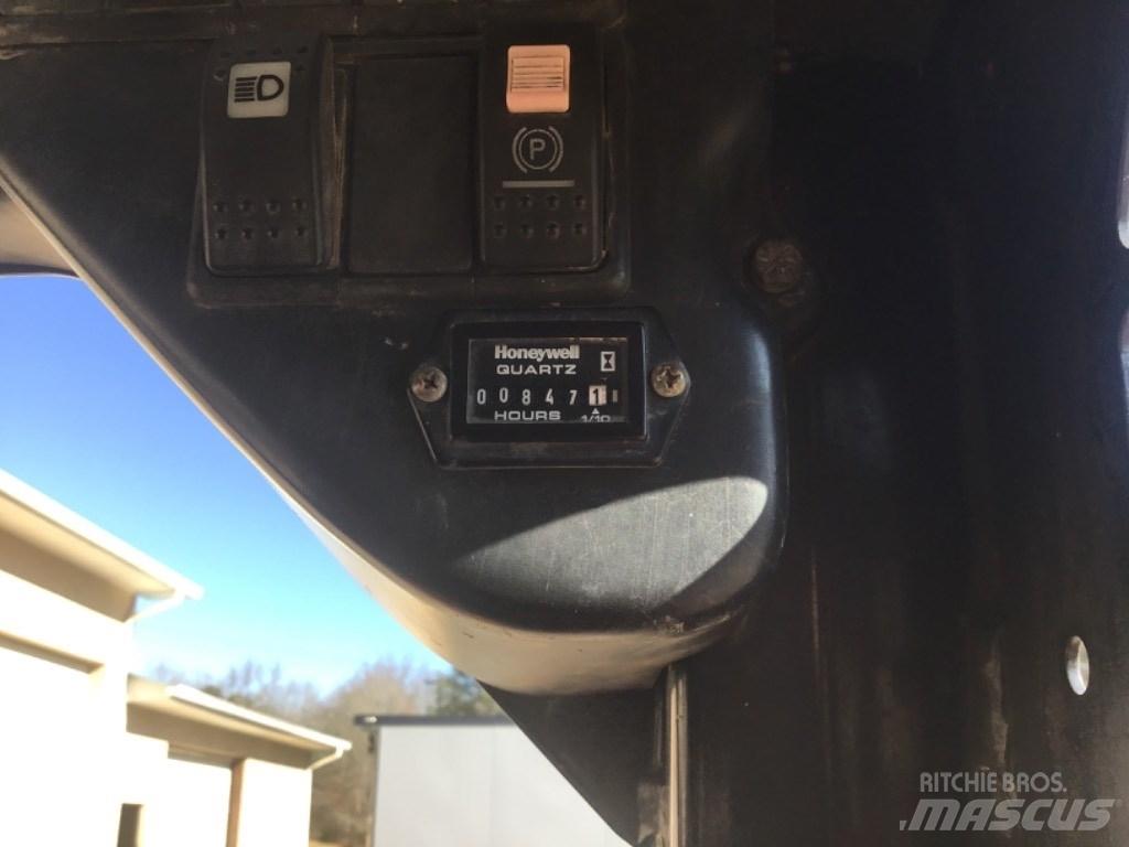 Takeuchi TS60V Мини-погрузчики