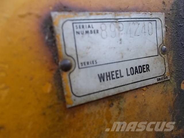 CAT 980B Фронтальные погрузчики