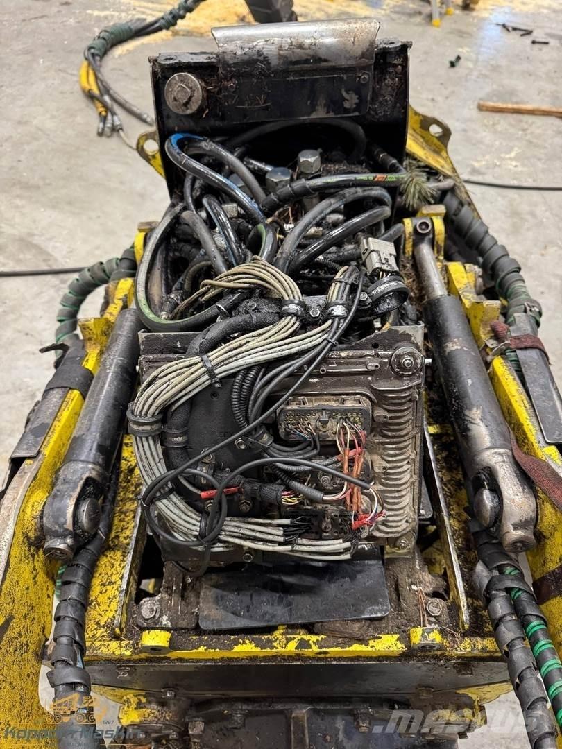 John Deere H415 Харвестерные головки