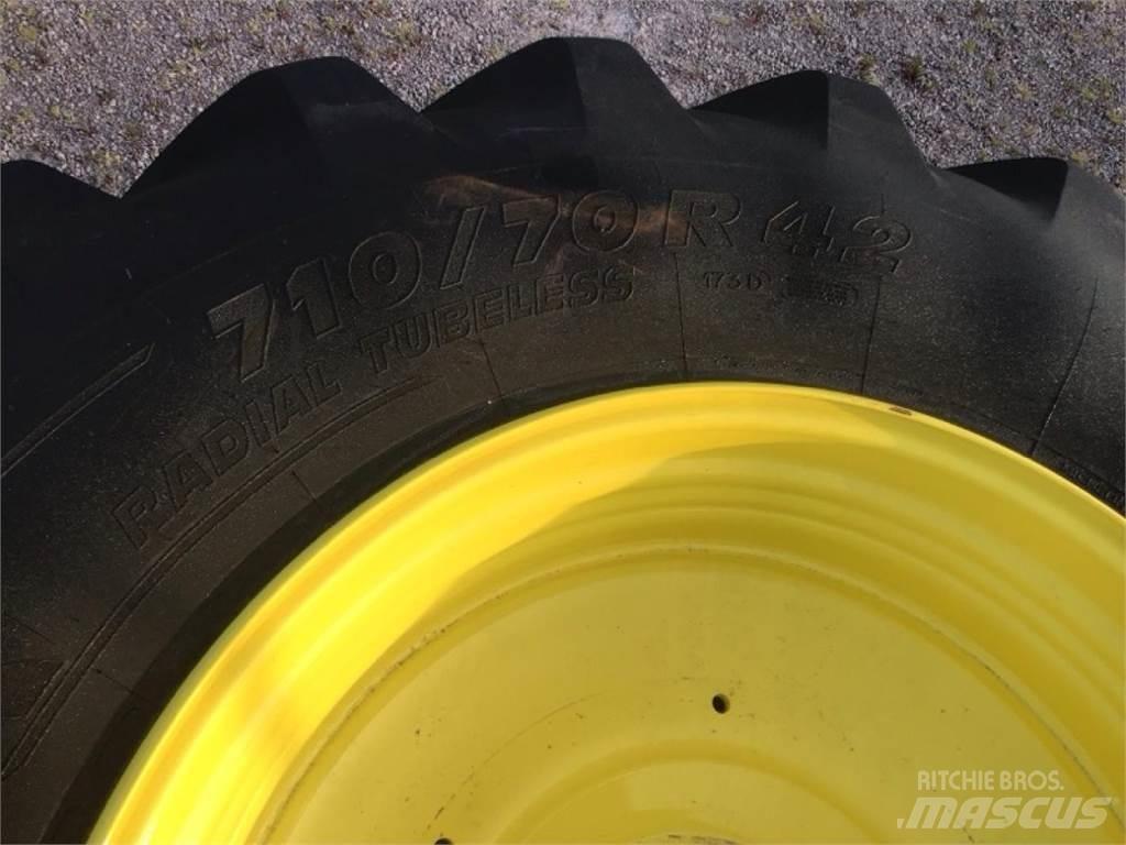 Michelin 710/70R42 Шины и колёса