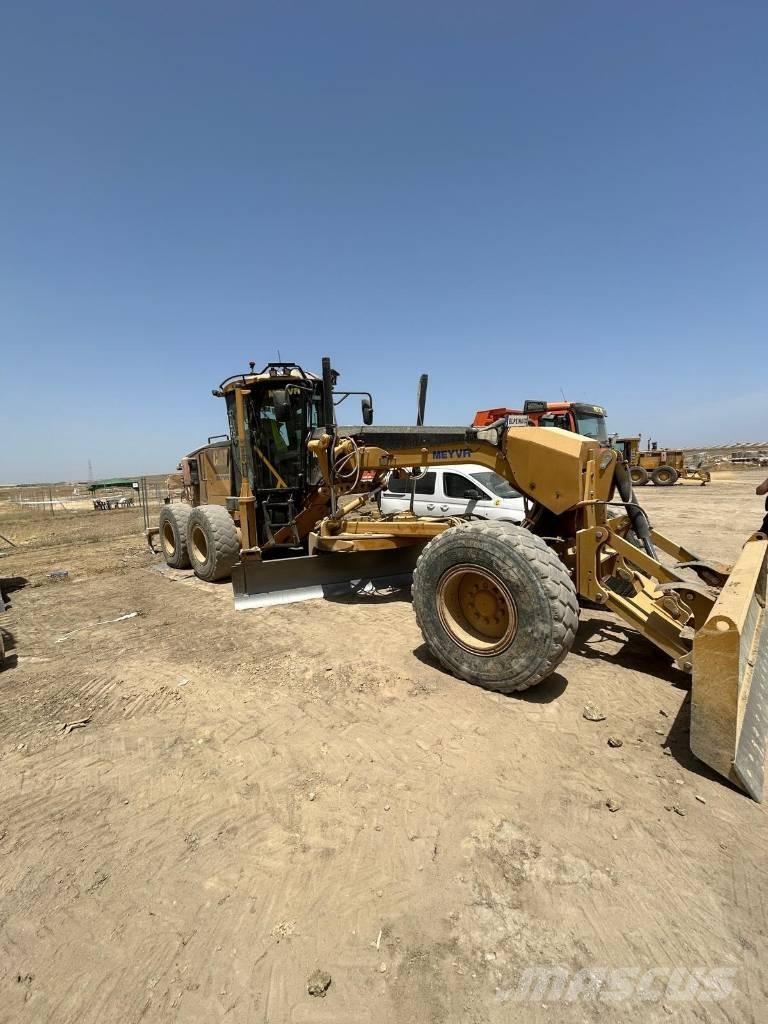 CAT 160 M Грейдеры