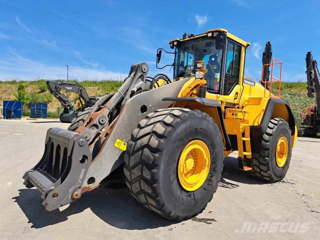 Volvo L 220 H Фронтальные погрузчики