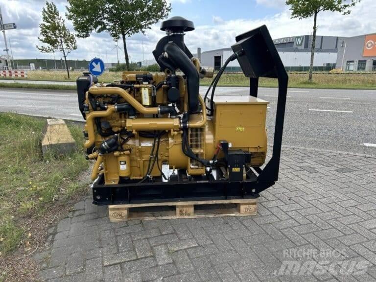 CAT C4.4 Судовые вспомогательные двигатели