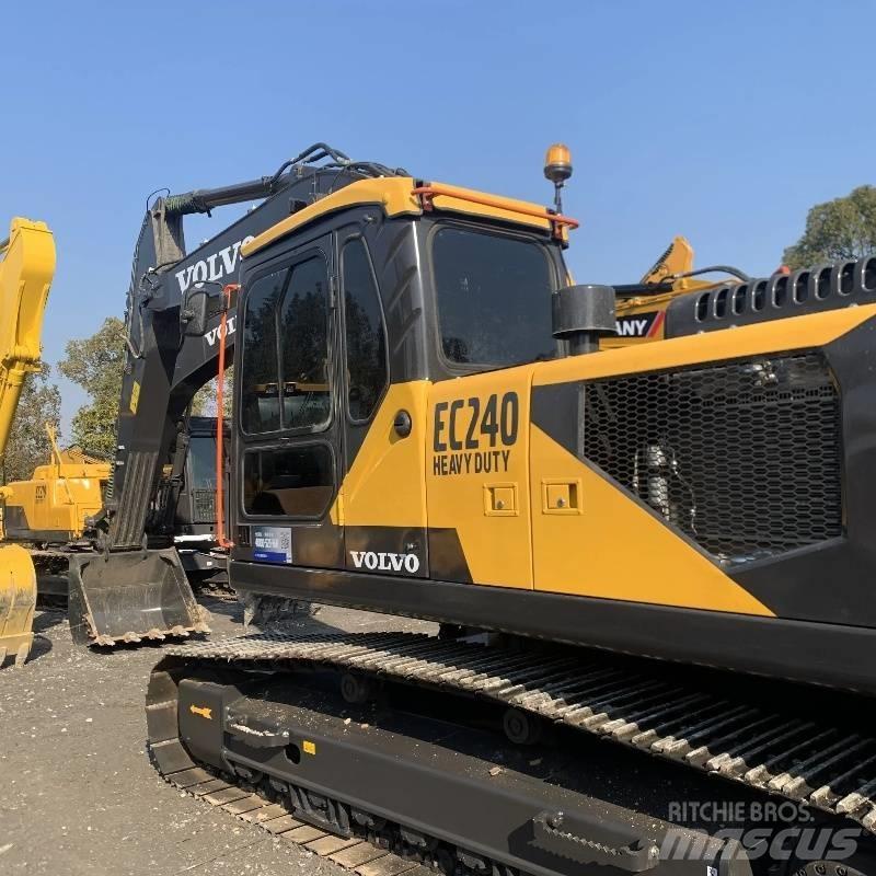 Volvo EC 240 Гусеничные экскаваторы