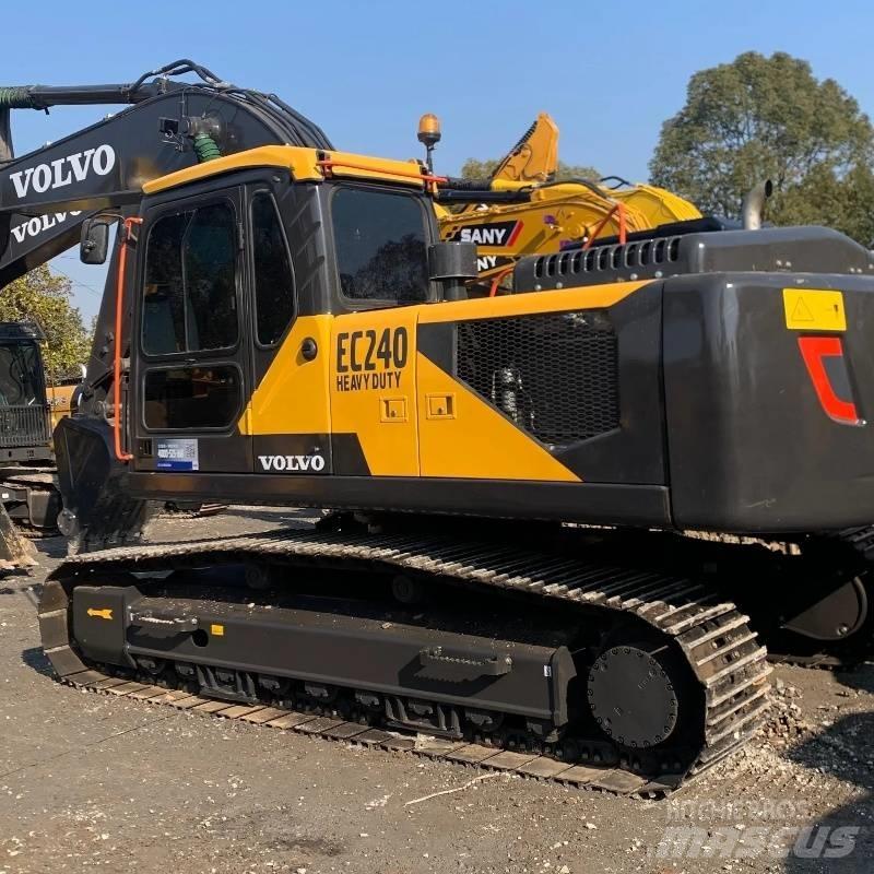 Volvo EC 240 Гусеничные экскаваторы