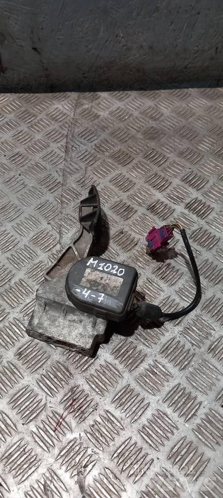 MAN TGA  812559706084 Кабины