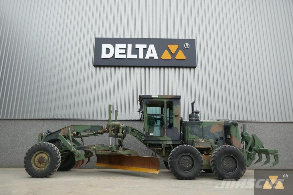 CAT 130G Ex-army Грейдеры