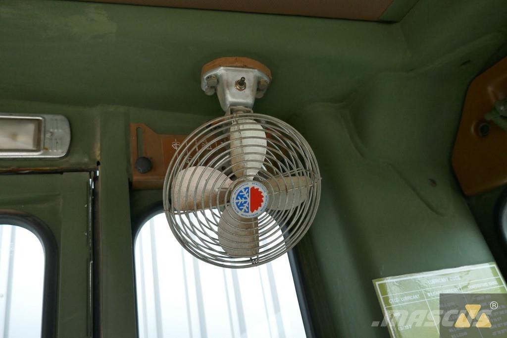 CAT 130G Ex-army Грейдеры