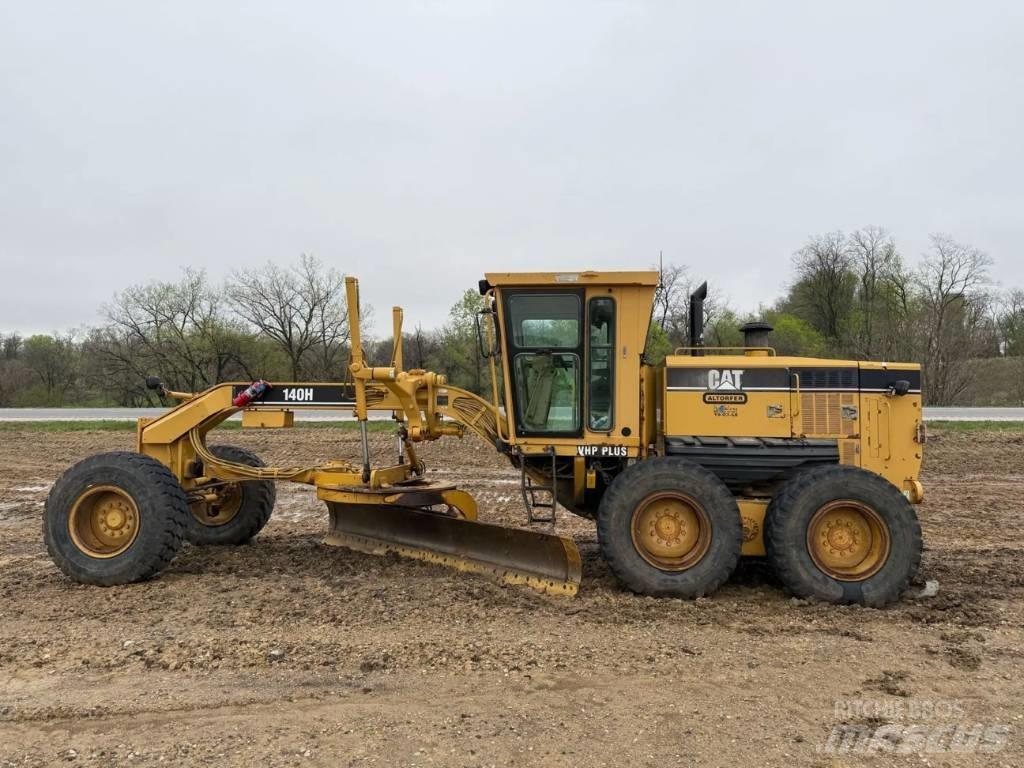 CAT 140H Грейдеры