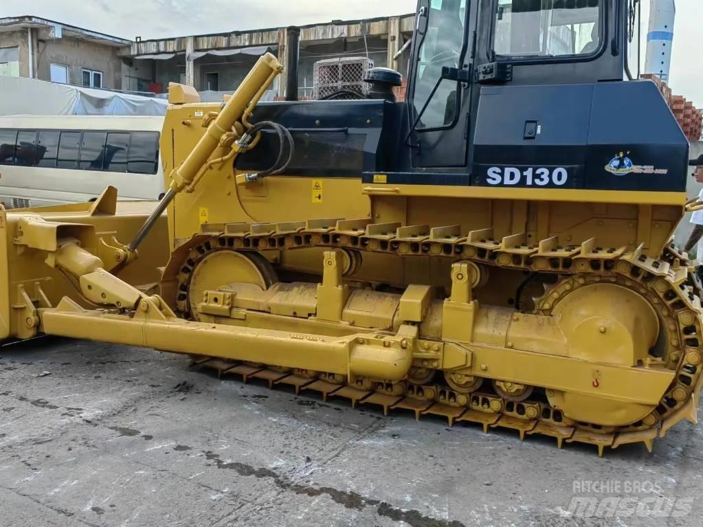 Shantui SD 13 Гусеничные бульдозеры