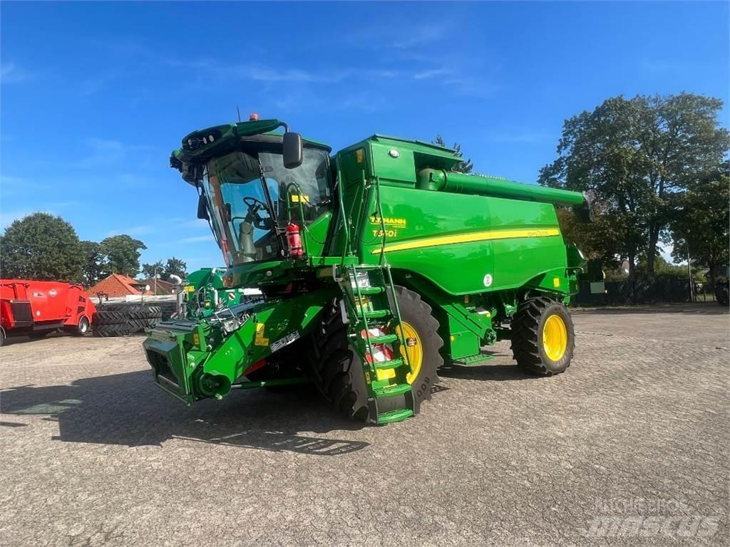 John Deere T560 Зерноуборочные комбайны