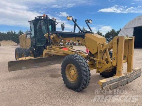 CAT 140 M 2 Грейдеры