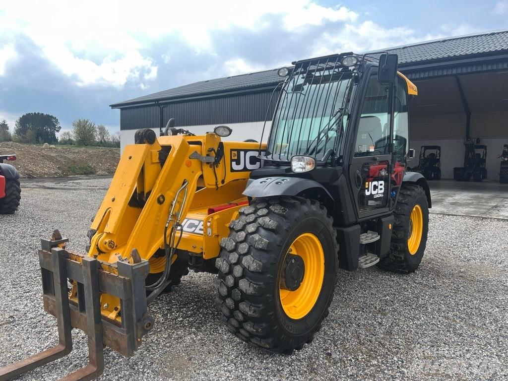 JCB 536-60 Agri Plus Телескопические погрузчики