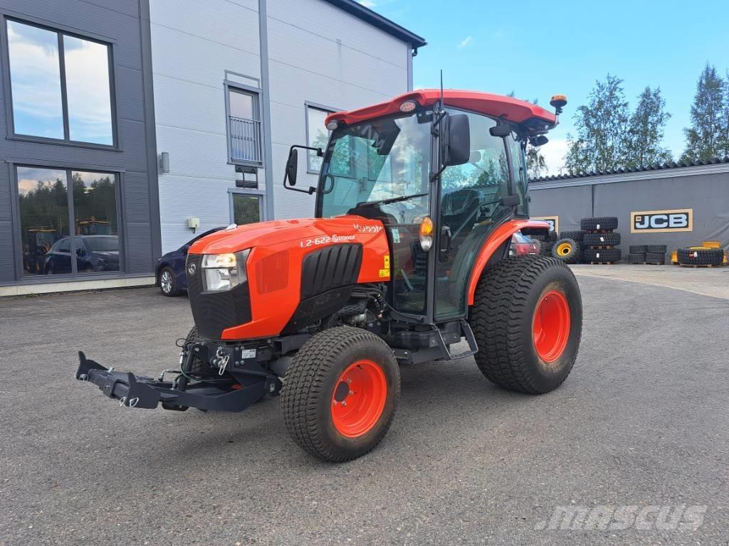 Kubota L2-622 Коммунальные тракторы