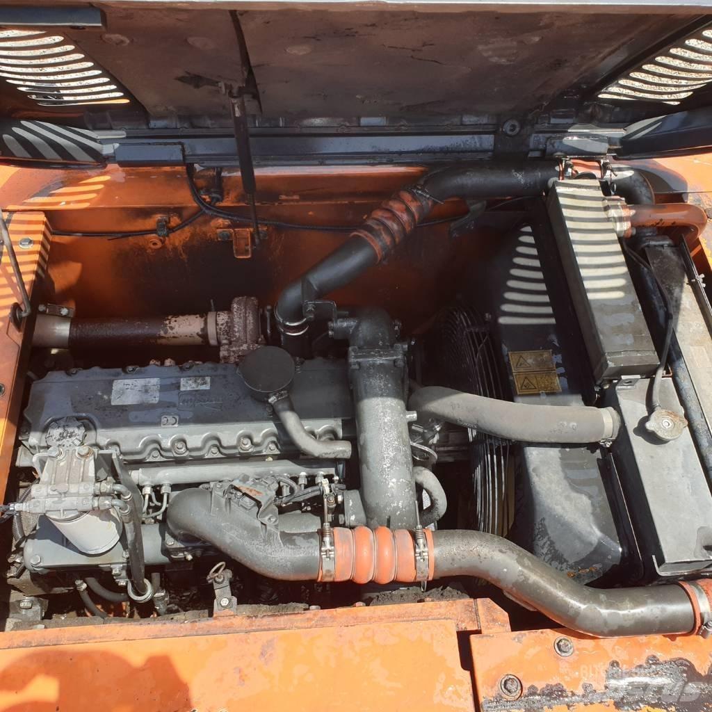 Doosan DX 220 LCA Гусеничные экскаваторы
